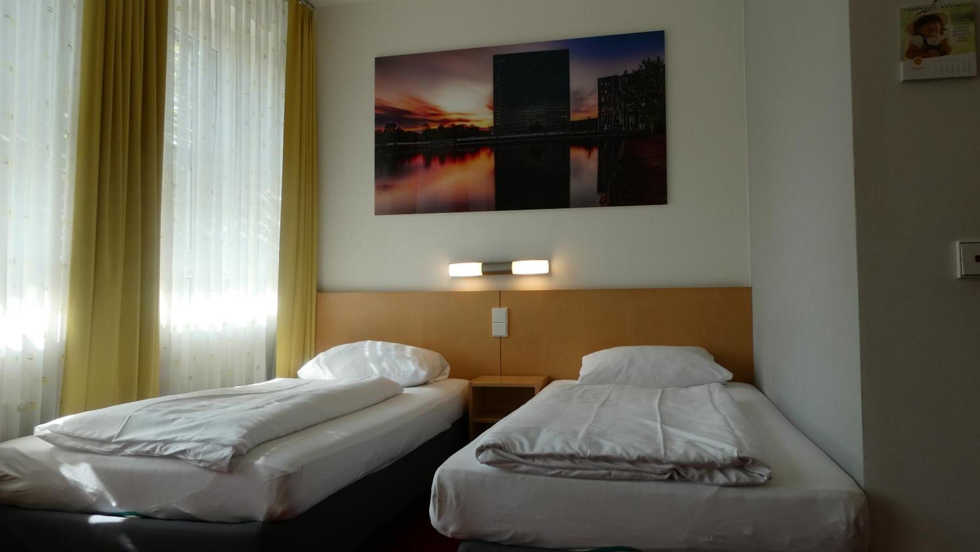 Cvjm Duesseldorf Hotel & Tagung Dış mekan fotoğraf