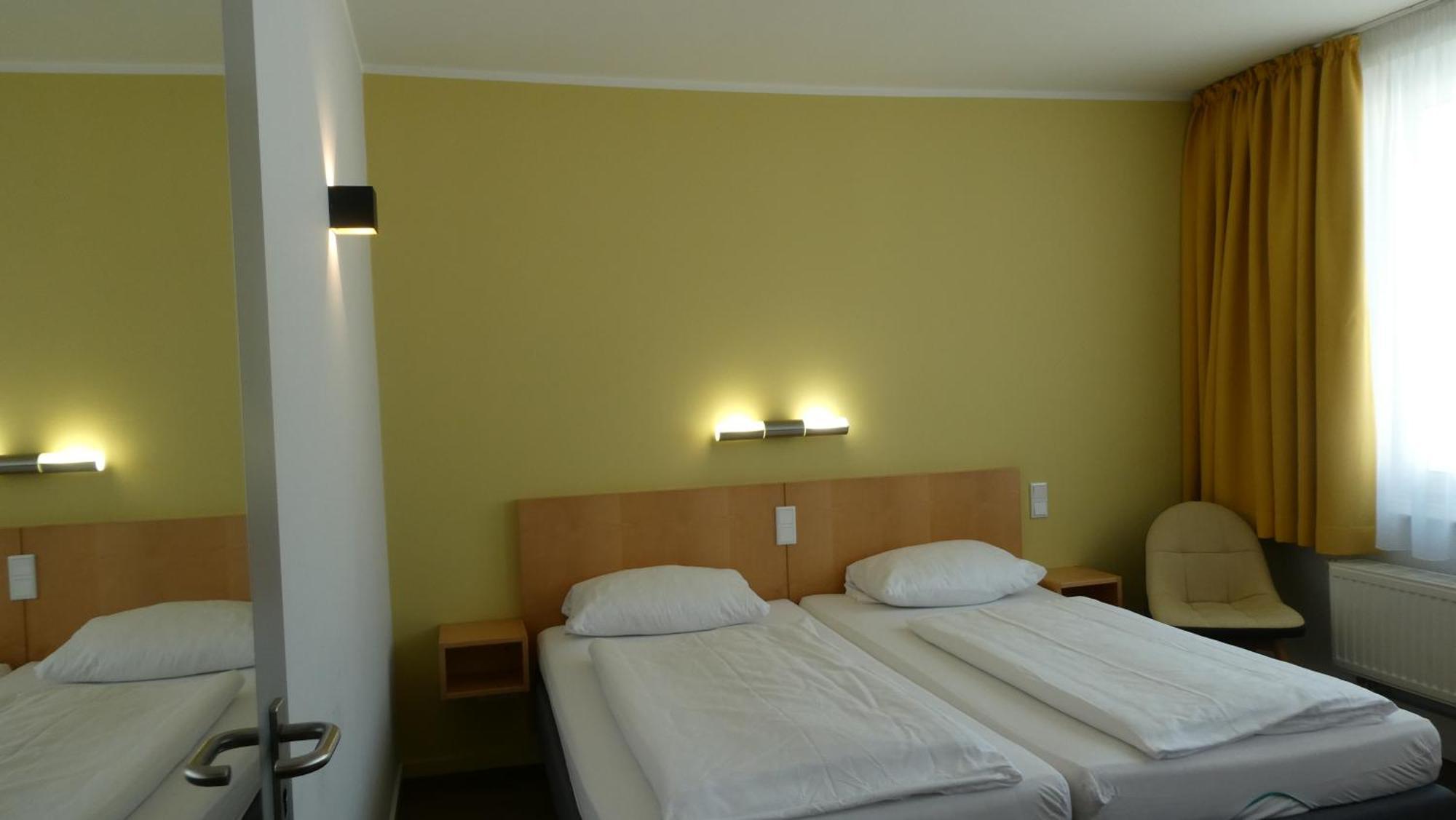 Cvjm Duesseldorf Hotel & Tagung Dış mekan fotoğraf
