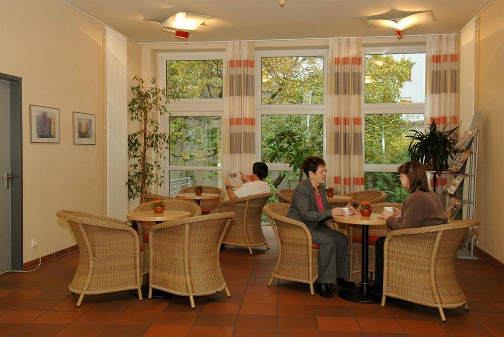 Cvjm Duesseldorf Hotel & Tagung Restoran fotoğraf