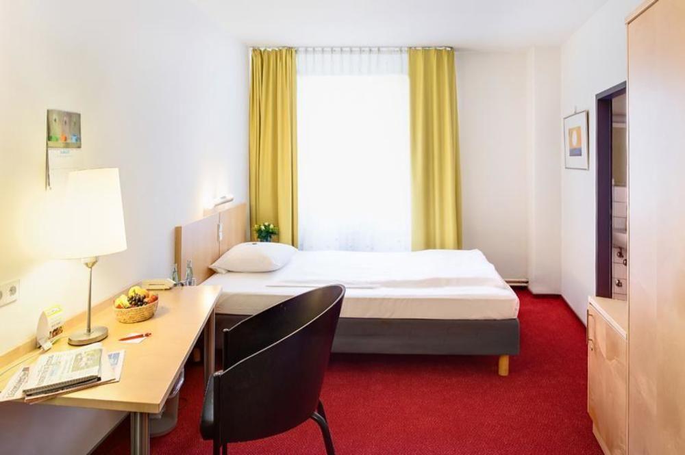 Cvjm Duesseldorf Hotel & Tagung Dış mekan fotoğraf